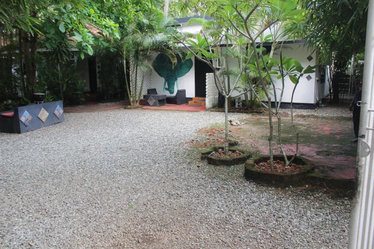 瓦尔卡拉Mint Inside Garden公寓 外观 照片